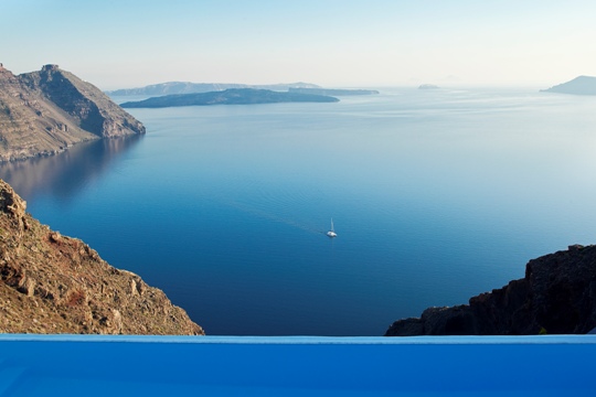 Luxury hotels in Santorini