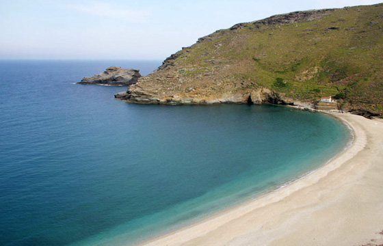 Batsi beach, Chryssi Akti