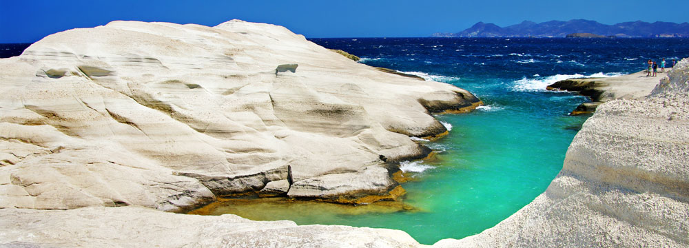 Sarakiniko Beach