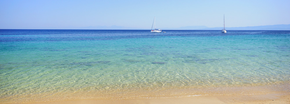 Vromolimnos Beach