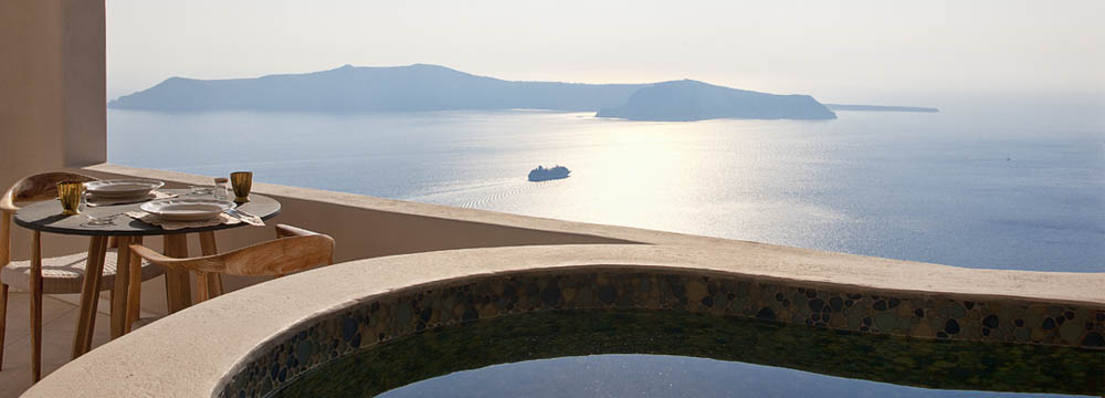 Gold Suites - Santorini Island